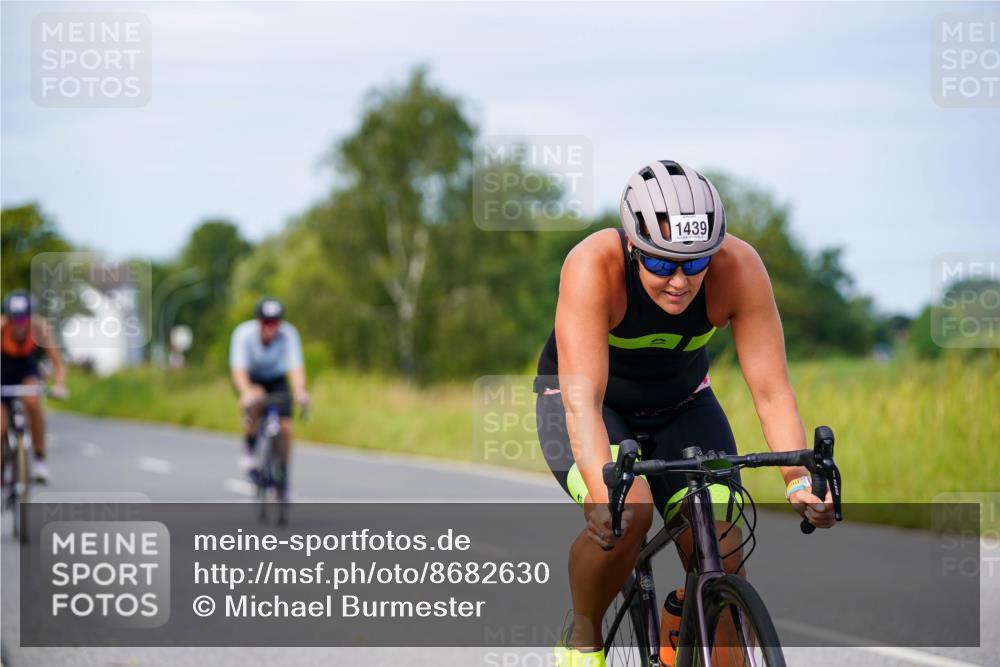 31.08.2025 - Elbe Triathlon Hamburg Michael Burmester http://msf.ph/oto/8682630 31.08.2025 11:04:38 Radfahren 1336, 1439, 1510, 1521, 1545, 1552 meine-sportfotos.de