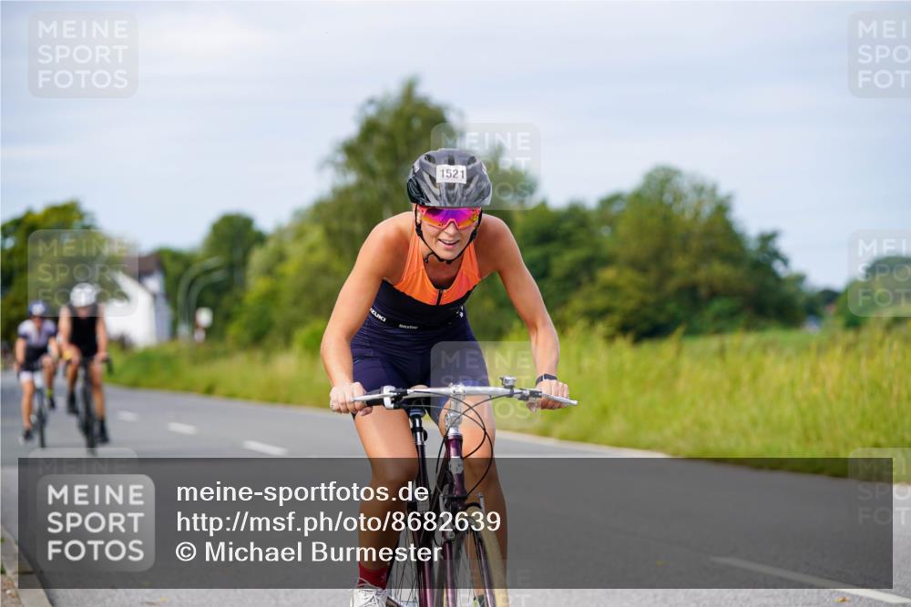 31.08.2025 - Elbe Triathlon Hamburg Michael Burmester http://msf.ph/oto/8682639 31.08.2025 11:04:40 Radfahren 1336, 1439, 1510, 1521, 1545, 1546, 1552 meine-sportfotos.de