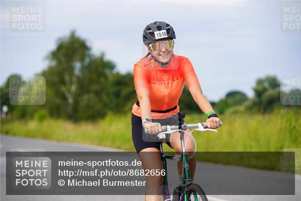 31.08.2025 - Elbe Triathlon Hamburg Michael Burmester http://msf.ph/oto/8682656 31.08.2025 11:04:45 Radfahren 1336, 1510, 1545, 1546 meine-sportfotos.de