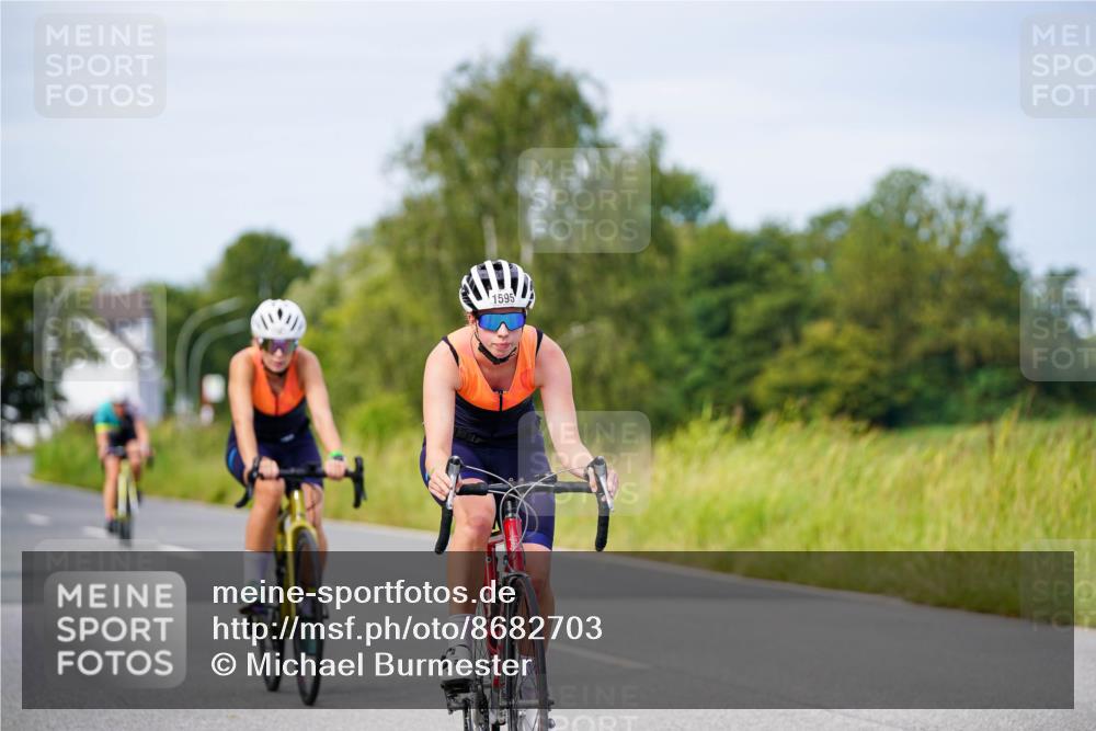 31.08.2025 - Elbe Triathlon Hamburg Michael Burmester http://msf.ph/oto/8682703 31.08.2025 11:05:15 Radfahren 1418, 1446, 1488, 1527, 1573, 1587, 1595 meine-sportfotos.de