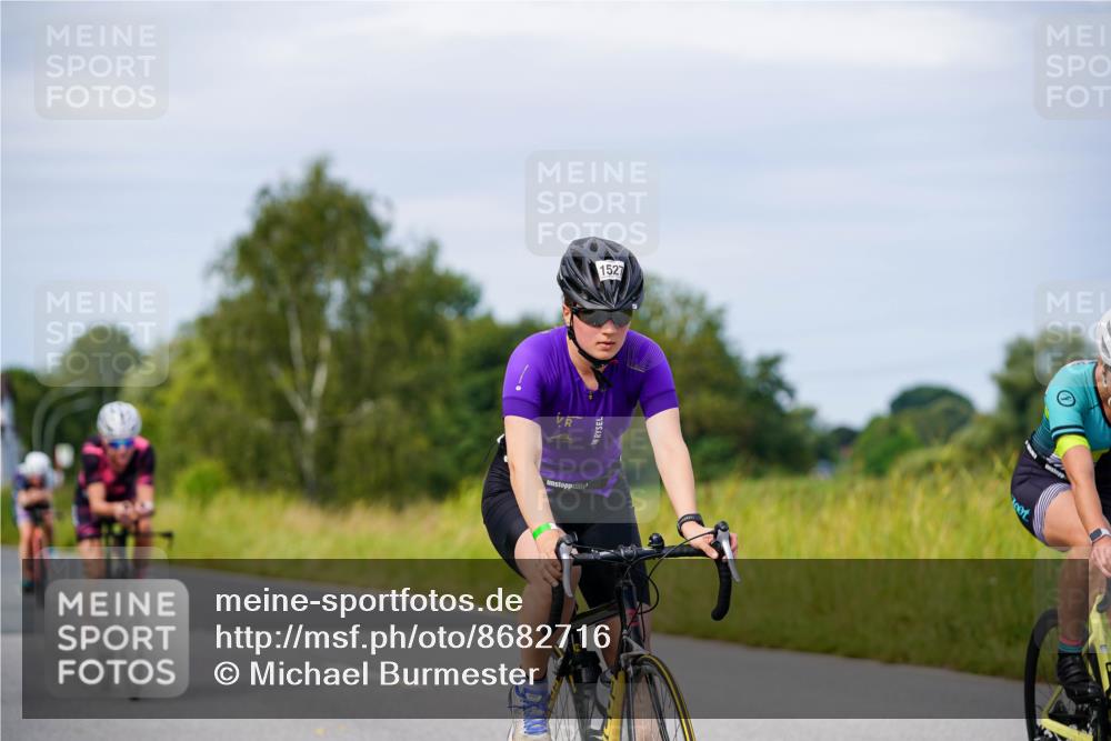 31.08.2025 - Elbe Triathlon Hamburg Michael Burmester http://msf.ph/oto/8682716 31.08.2025 11:05:18 Radfahren 1418, 1446, 1488, 1527, 1532, 1573, 1587, 1595 meine-sportfotos.de