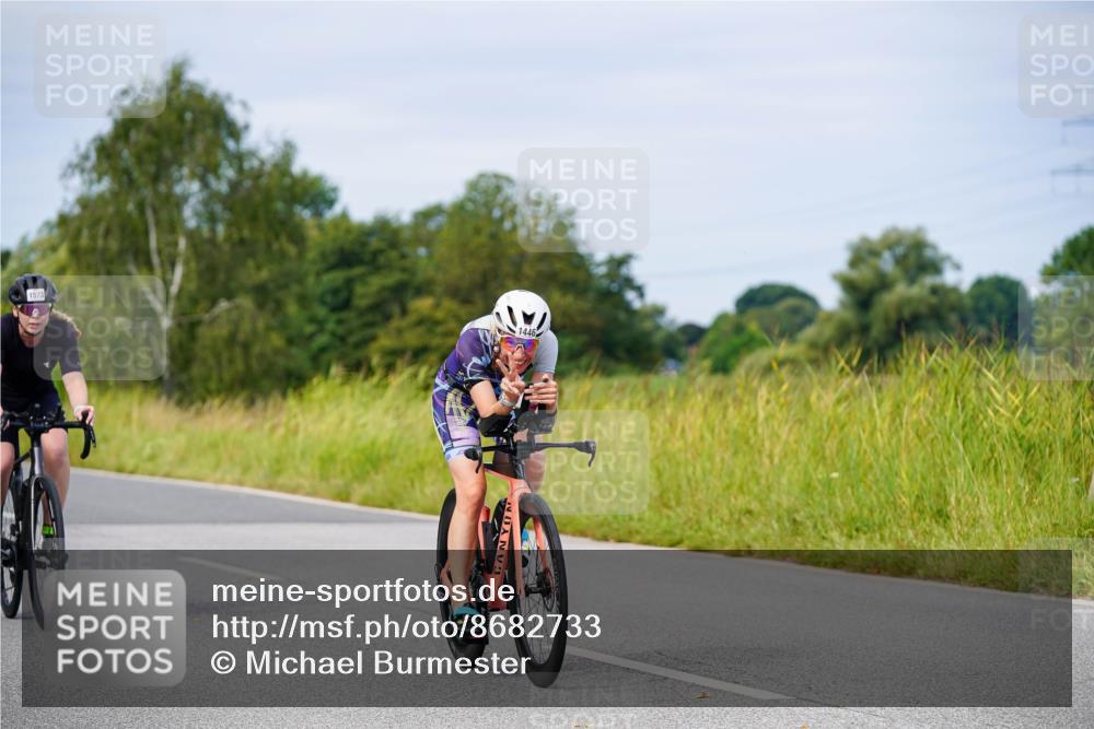 31.08.2025 - Elbe Triathlon Hamburg Michael Burmester http://msf.ph/oto/8682733 31.08.2025 11:05:20 Radfahren 1418, 1446, 1488, 1527, 1532, 1573, 1581 meine-sportfotos.de