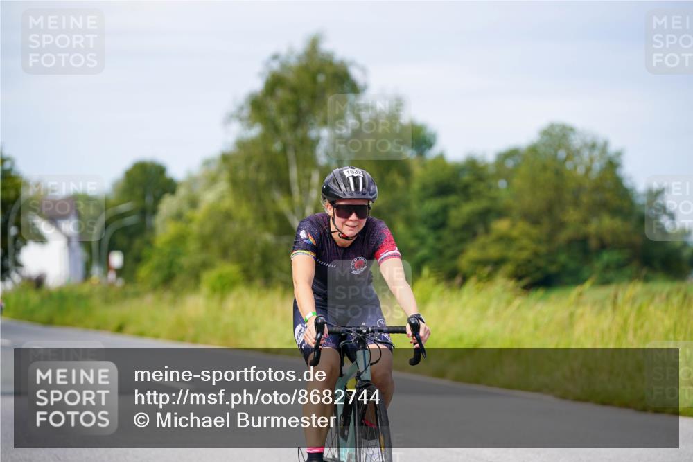 31.08.2025 - Elbe Triathlon Hamburg Michael Burmester http://msf.ph/oto/8682744 31.08.2025 11:05:25 Radfahren 1532, 1581 meine-sportfotos.de