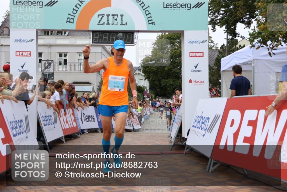 31.08.2025 - 21. Blankeneser Heldenlauf Strokosch-Dieckow http://msf.ph/oto/8682763 31.08.2025 12:04:41 Ziel 4411, 4436 meine-sportfotos.de