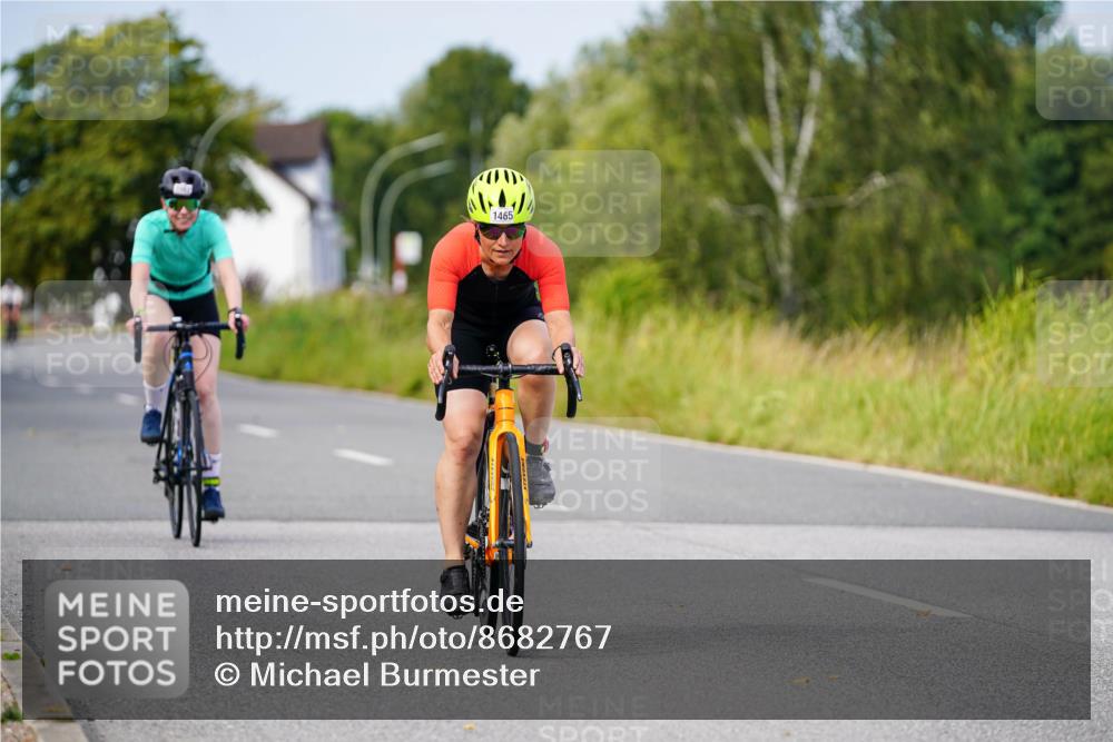 31.08.2025 - Elbe Triathlon Hamburg Michael Burmester http://msf.ph/oto/8682767 31.08.2025 11:05:47 Radfahren 1465, 1562 meine-sportfotos.de