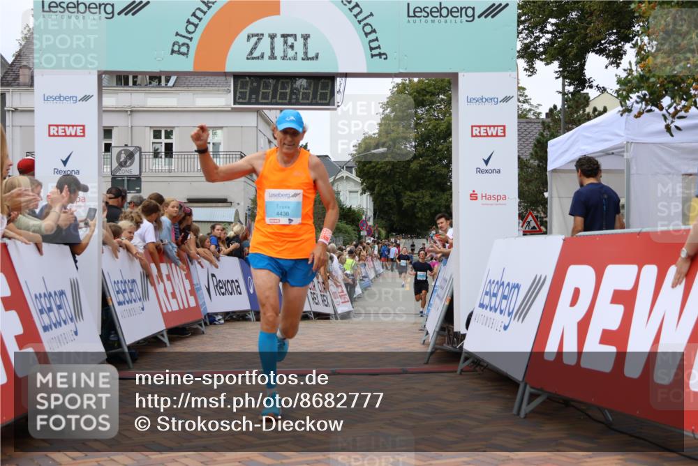 31.08.2025 - 21. Blankeneser Heldenlauf Strokosch-Dieckow http://msf.ph/oto/8682777 31.08.2025 12:04:41 Ziel 4411, 4436 meine-sportfotos.de