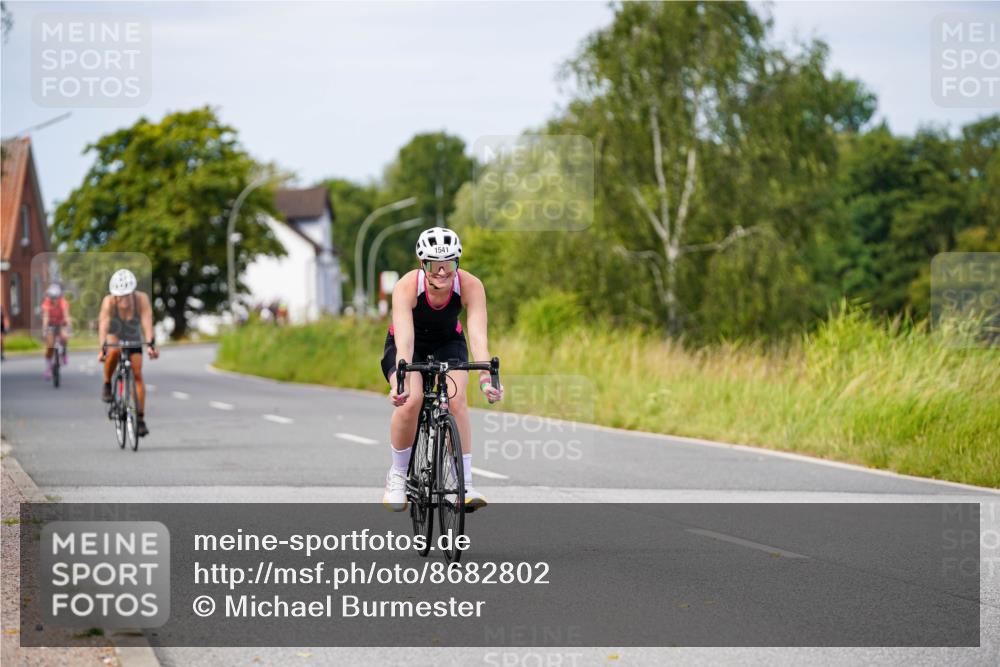 31.08.2025 - Elbe Triathlon Hamburg Michael Burmester http://msf.ph/oto/8682802 31.08.2025 11:06:09 Radfahren 1480, 1541 meine-sportfotos.de