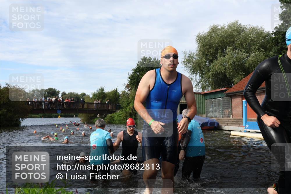 31.08.2025 - Elbe Triathlon Hamburg Luisa Fischer http://msf.ph/oto/8682813 31.08.2025 10:12:06 Schwimmen 937, 943, 963, 981, 1016, 1020, 1028, 1076, 1080, 1086, 1093, 1158 meine-sportfotos.de