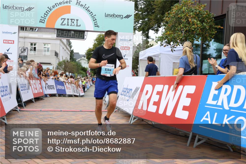 31.08.2025 - 21. Blankeneser Heldenlauf Strokosch-Dieckow http://msf.ph/oto/8682887 31.08.2025 12:04:33 Ziel 4118 meine-sportfotos.de