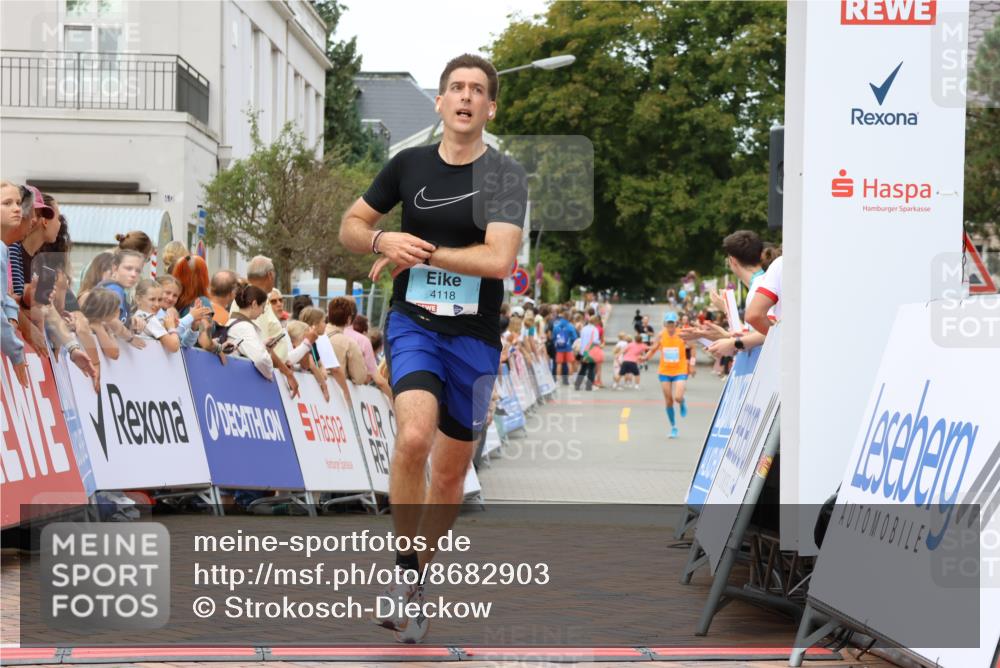 31.08.2025 - 21. Blankeneser Heldenlauf Strokosch-Dieckow http://msf.ph/oto/8682903 31.08.2025 12:04:32 Ziel 4118 meine-sportfotos.de