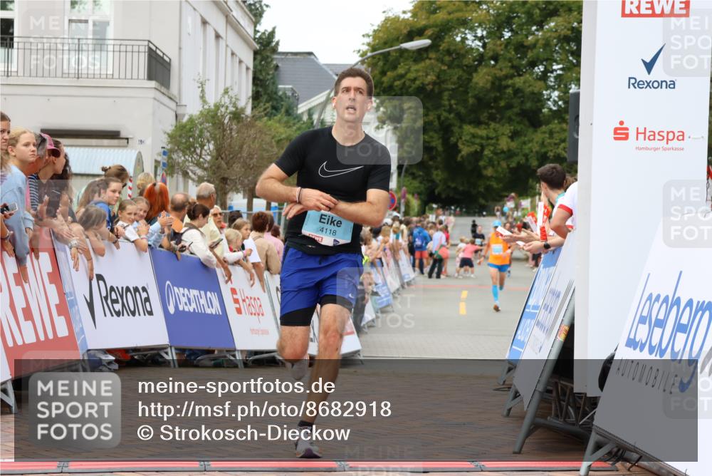31.08.2025 - 21. Blankeneser Heldenlauf Strokosch-Dieckow http://msf.ph/oto/8682918 31.08.2025 12:04:32 Ziel 4118 meine-sportfotos.de