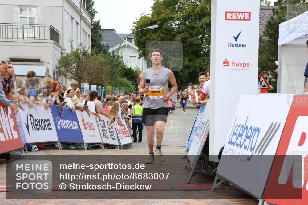 31.08.2025 - 21. Blankeneser Heldenlauf Strokosch-Dieckow http://msf.ph/oto/8683007 31.08.2025 12:04:18 Ziel 5179 meine-sportfotos.de