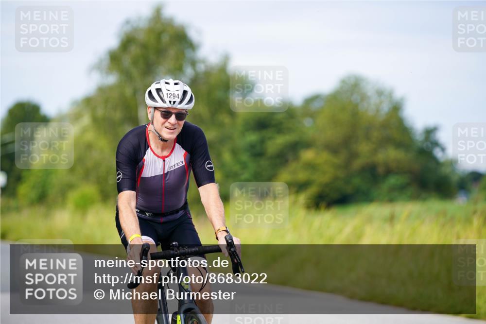 31.08.2025 - Elbe Triathlon Hamburg Michael Burmester http://msf.ph/oto/8683022 31.08.2025 11:07:35 Radfahren 1294, 1524 meine-sportfotos.de