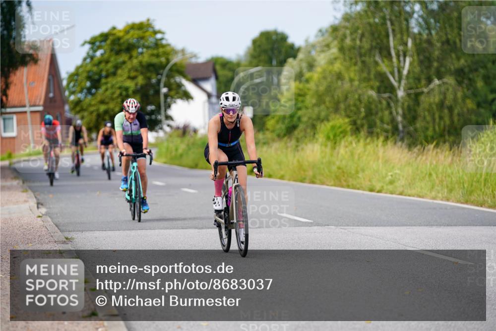 31.08.2025 - Elbe Triathlon Hamburg Michael Burmester http://msf.ph/oto/8683037 31.08.2025 11:07:41 Radfahren 1343, 1419, 1524, 1582 meine-sportfotos.de