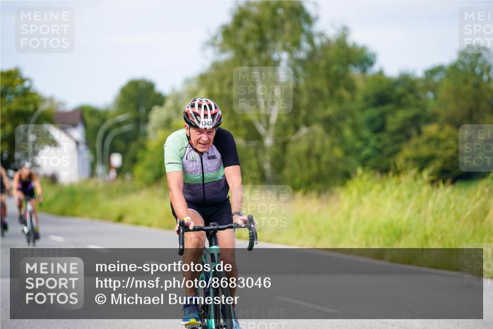 31.08.2025 - Elbe Triathlon Hamburg Michael Burmester http://msf.ph/oto/8683046 31.08.2025 11:07:43 Radfahren 1293, 1343, 1419, 1501, 1582, 1593 meine-sportfotos.de