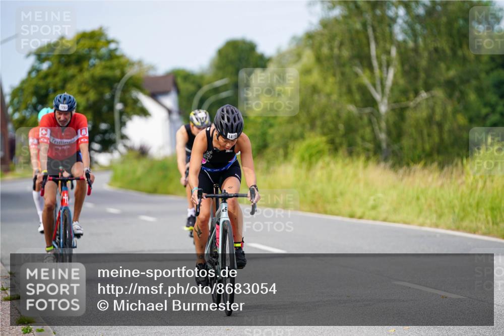 31.08.2025 - Elbe Triathlon Hamburg Michael Burmester http://msf.ph/oto/8683054 31.08.2025 11:07:46 Radfahren 1293, 1343, 1419, 1501, 1582, 1593 meine-sportfotos.de