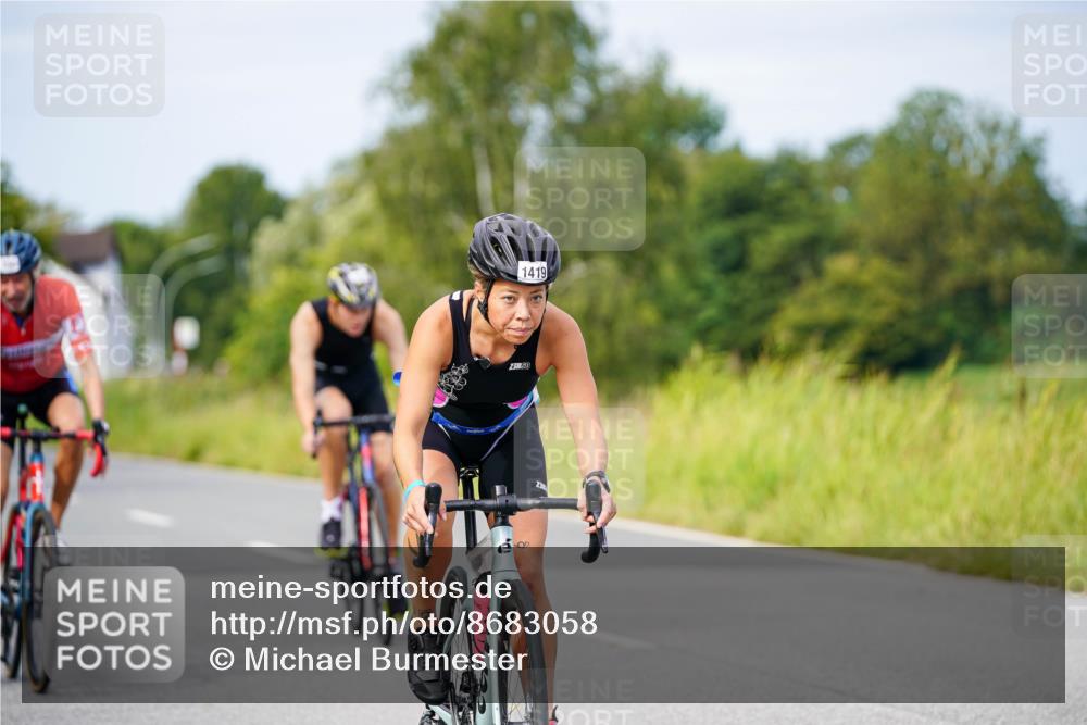 31.08.2025 - Elbe Triathlon Hamburg Michael Burmester http://msf.ph/oto/8683058 31.08.2025 11:07:47 Radfahren 1293, 1343, 1419, 1501, 1593 meine-sportfotos.de