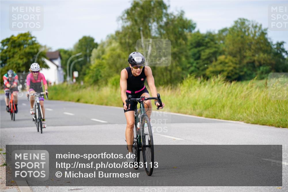31.08.2025 - Elbe Triathlon Hamburg Michael Burmester http://msf.ph/oto/8683113 31.08.2025 11:08:20 Radfahren 1271, 1413, 1434, 1469, 1492 meine-sportfotos.de