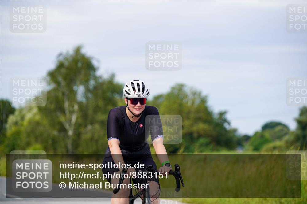 31.08.2025 - Elbe Triathlon Hamburg Michael Burmester http://msf.ph/oto/8683151 31.08.2025 11:08:46 Radfahren 1290, 1538, 1563 meine-sportfotos.de