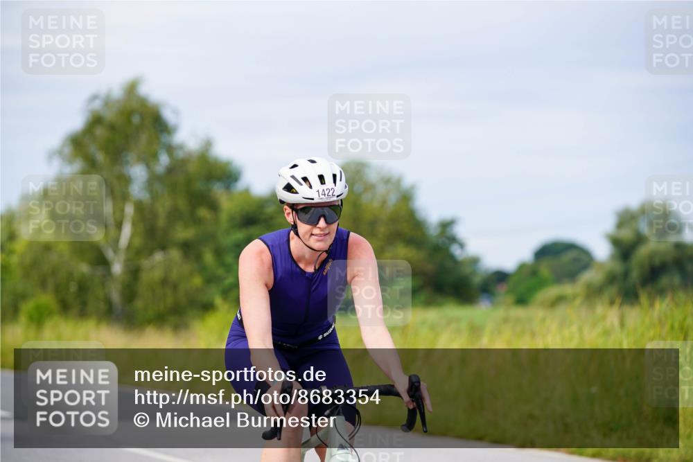 31.08.2025 - Elbe Triathlon Hamburg Michael Burmester http://msf.ph/oto/8683354 31.08.2025 11:10:27 Radfahren 1422, 1425, 1429, 1484, 1601 meine-sportfotos.de