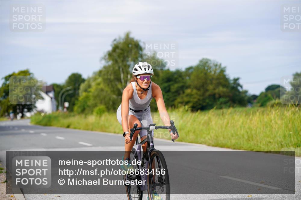 31.08.2025 - Elbe Triathlon Hamburg Michael Burmester http://msf.ph/oto/8683456 31.08.2025 11:10:59 Radfahren 1380 meine-sportfotos.de