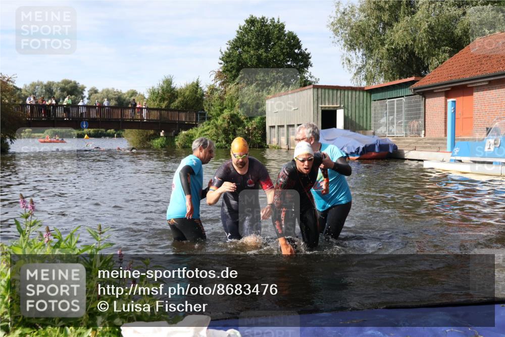 31.08.2025 - Elbe Triathlon Hamburg Luisa Fischer http://msf.ph/oto/8683476 31.08.2025 10:17:21 Schwimmen 1079, 1149 meine-sportfotos.de