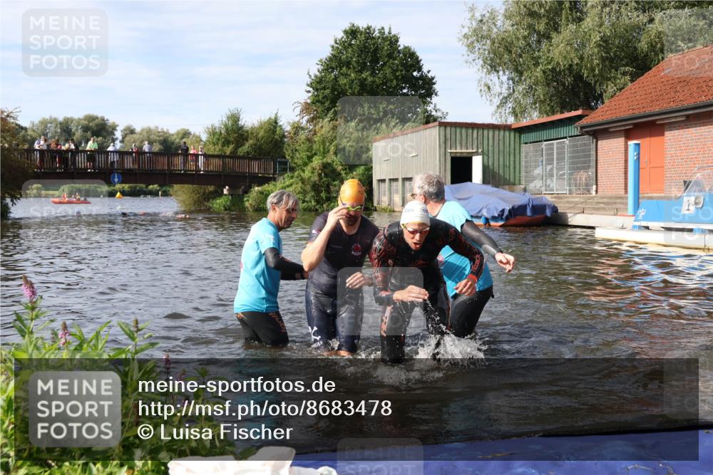 31.08.2025 - Elbe Triathlon Hamburg Luisa Fischer http://msf.ph/oto/8683478 31.08.2025 10:17:21 Schwimmen 1079, 1149 meine-sportfotos.de
