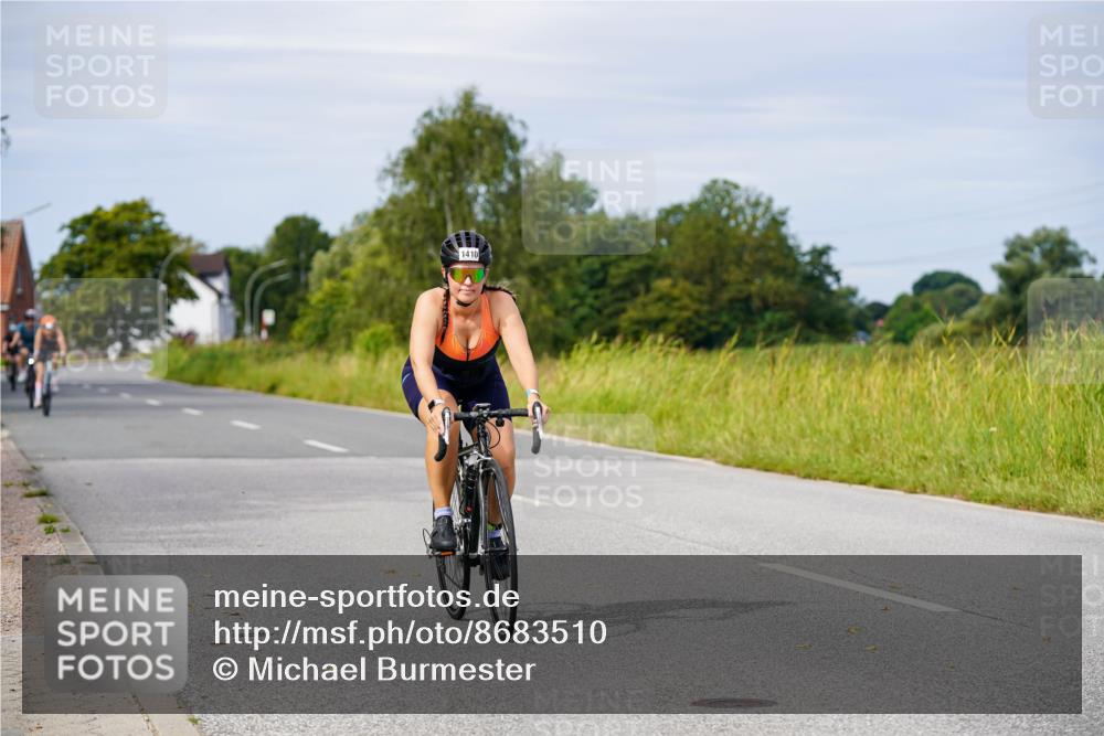 31.08.2025 - Elbe Triathlon Hamburg Michael Burmester http://msf.ph/oto/8683510 31.08.2025 11:11:23 Radfahren 1410, 1431, 1525, 1606 meine-sportfotos.de