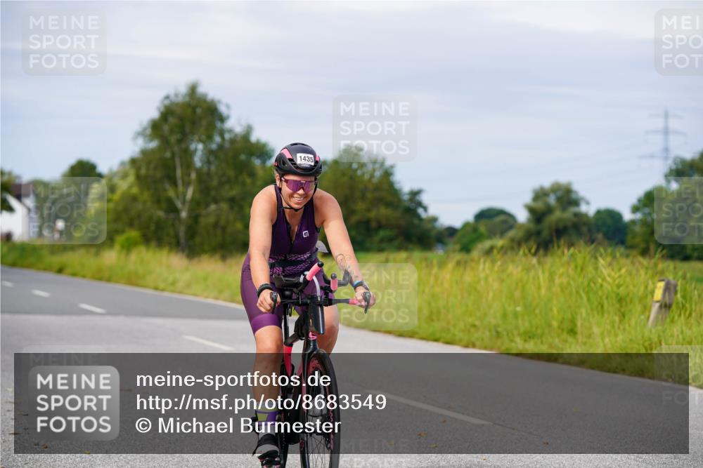 31.08.2025 - Elbe Triathlon Hamburg Michael Burmester http://msf.ph/oto/8683549 31.08.2025 11:11:45 Radfahren 1435 meine-sportfotos.de