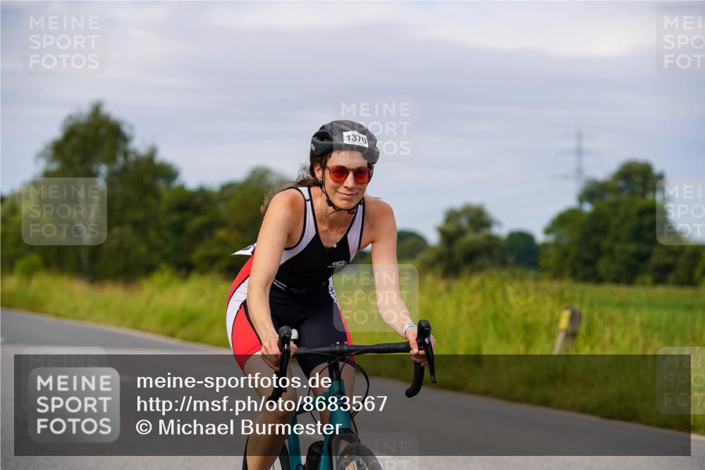 31.08.2025 - Elbe Triathlon Hamburg Michael Burmester http://msf.ph/oto/8683567 31.08.2025 11:12:09 Radfahren 1370 meine-sportfotos.de