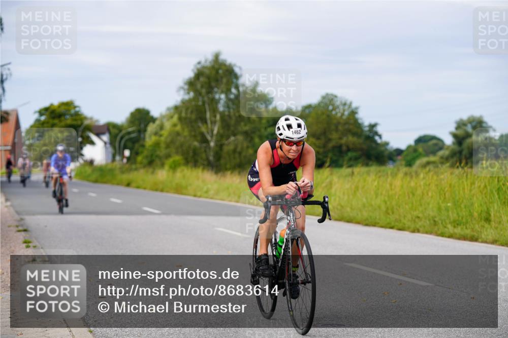 31.08.2025 - Elbe Triathlon Hamburg Michael Burmester http://msf.ph/oto/8683614 31.08.2025 11:12:28 Radfahren 1374, 1390, 1395, 1404, 1430, 1442, 1462, 1614, 1615 meine-sportfotos.de