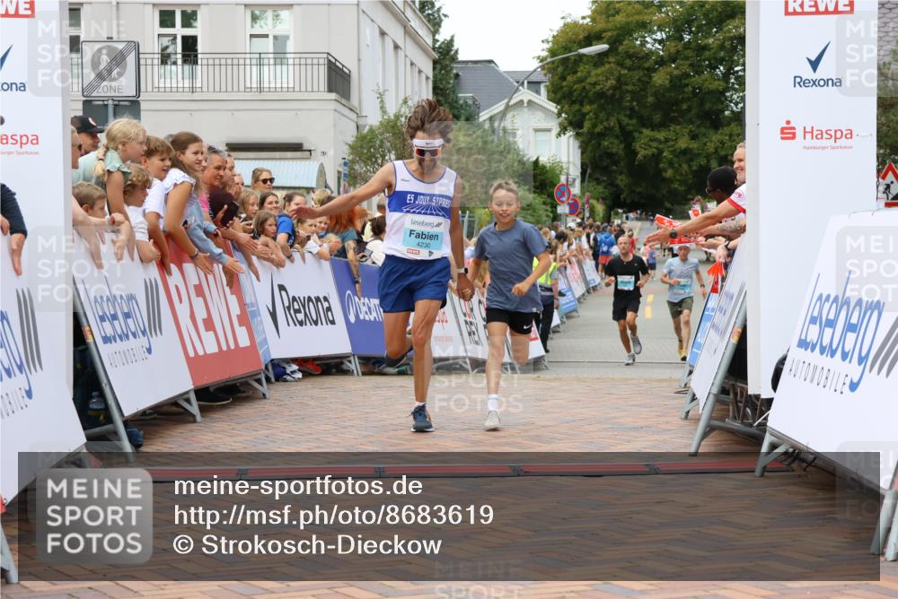 31.08.2025 - 21. Blankeneser Heldenlauf Strokosch-Dieckow http://msf.ph/oto/8683619 31.08.2025 12:03:42 Ziel 4230 meine-sportfotos.de
