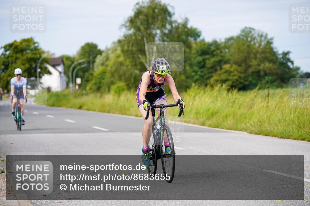 31.08.2025 - Elbe Triathlon Hamburg Michael Burmester http://msf.ph/oto/8683655 31.08.2025 11:12:42 Radfahren 1408, 1481, 1517 meine-sportfotos.de