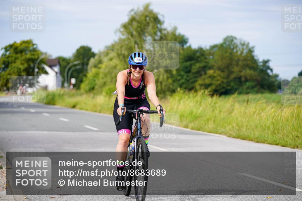 31.08.2025 - Elbe Triathlon Hamburg Michael Burmester http://msf.ph/oto/8683689 31.08.2025 11:13:22 Radfahren 1406, 1450 meine-sportfotos.de