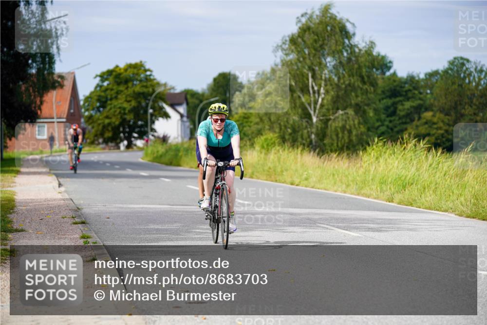 31.08.2025 - Elbe Triathlon Hamburg Michael Burmester http://msf.ph/oto/8683703 31.08.2025 11:13:37 Radfahren 1285, 1375, 1575 meine-sportfotos.de