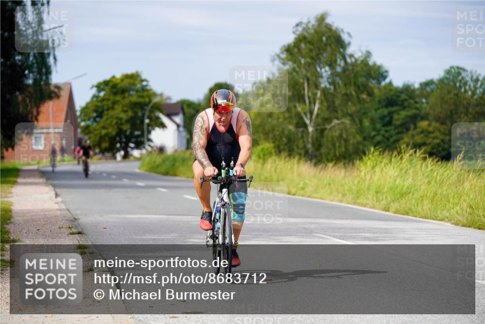 31.08.2025 - Elbe Triathlon Hamburg Michael Burmester http://msf.ph/oto/8683712 31.08.2025 11:13:43 Radfahren 1285, 1405 meine-sportfotos.de