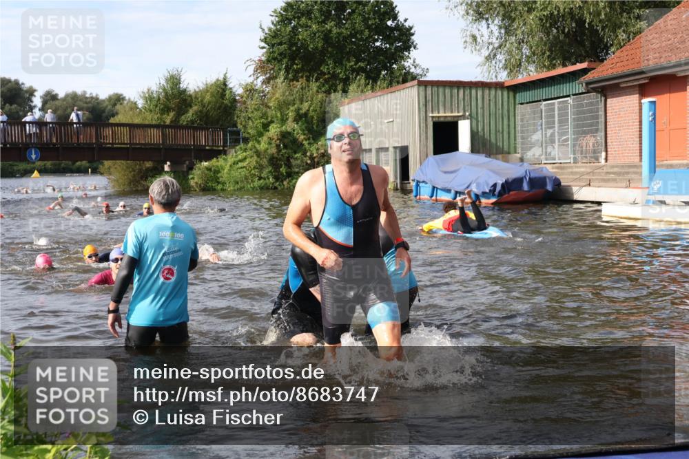 31.08.2025 - Elbe Triathlon Hamburg Luisa Fischer http://msf.ph/oto/8683747 31.08.2025 10:20:18 Schwimmen 1014, 1143, 1226 meine-sportfotos.de