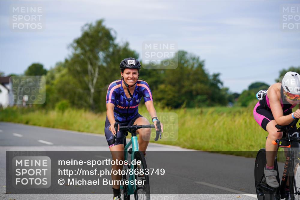 31.08.2025 - Elbe Triathlon Hamburg Michael Burmester http://msf.ph/oto/8683749 31.08.2025 11:14:09 Radfahren 1346, 1361, 1401, 1428 meine-sportfotos.de