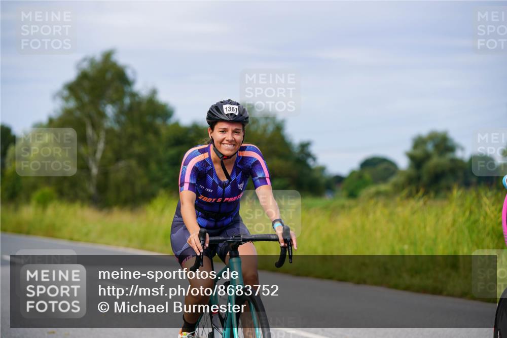 31.08.2025 - Elbe Triathlon Hamburg Michael Burmester http://msf.ph/oto/8683752 31.08.2025 11:14:10 Radfahren 1346, 1361, 1401, 1428 meine-sportfotos.de