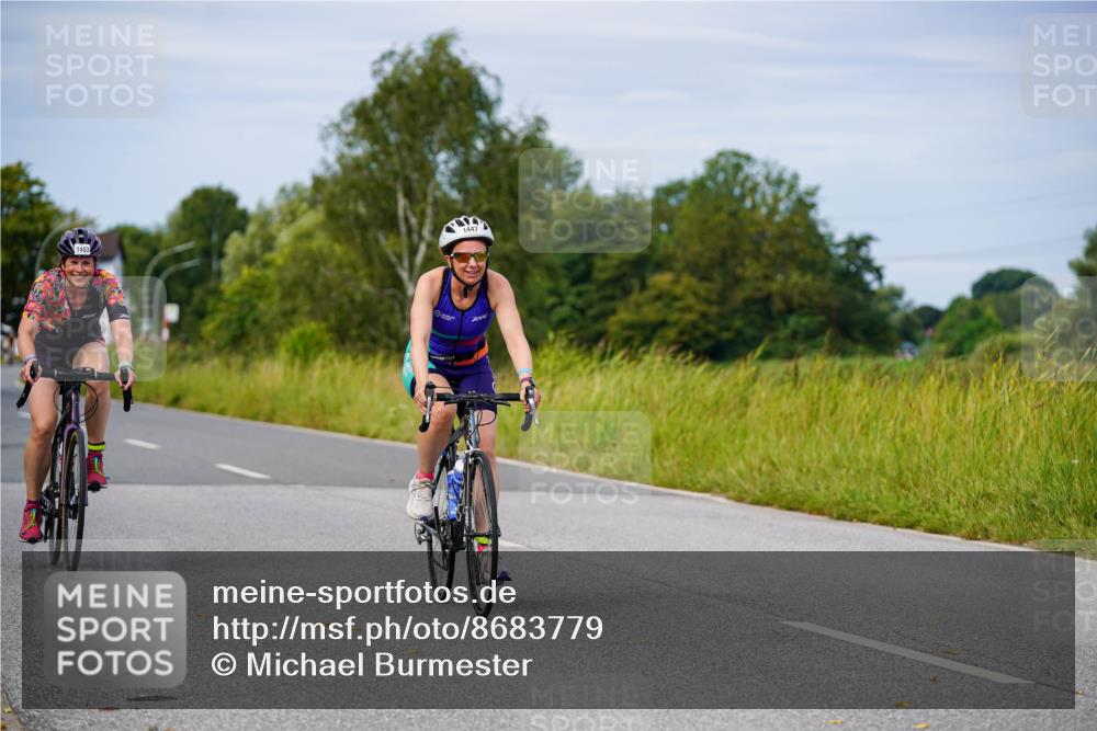 31.08.2025 - Elbe Triathlon Hamburg Michael Burmester http://msf.ph/oto/8683779 31.08.2025 11:14:27 Radfahren 1040, 1447, 1463 meine-sportfotos.de