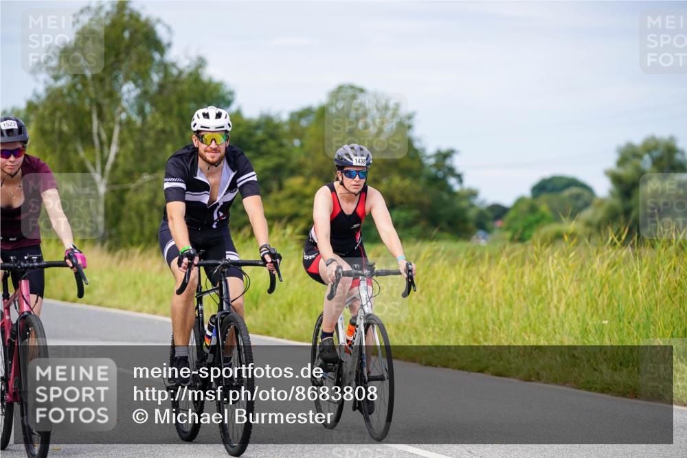 31.08.2025 - Elbe Triathlon Hamburg Michael Burmester http://msf.ph/oto/8683808 31.08.2025 11:14:37 Radfahren 1377, 1438, 1502, 1504, 1522 meine-sportfotos.de