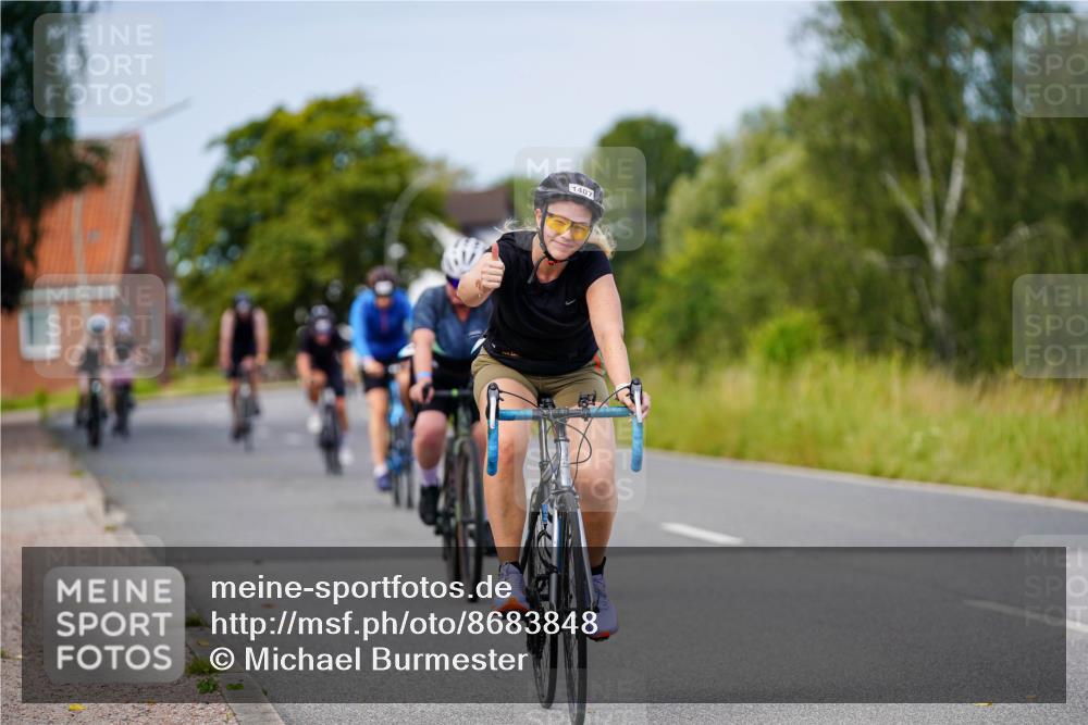 31.08.2025 - Elbe Triathlon Hamburg Michael Burmester http://msf.ph/oto/8683848 31.08.2025 11:14:49 Radfahren 1363, 1407, 1474, 1475, 1594, 1604 meine-sportfotos.de