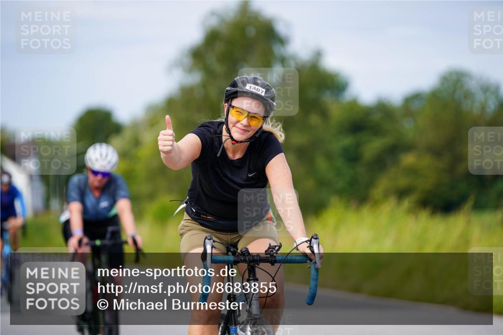 31.08.2025 - Elbe Triathlon Hamburg Michael Burmester http://msf.ph/oto/8683855 31.08.2025 11:14:50 Radfahren 1345, 1363, 1407, 1475, 1594 meine-sportfotos.de