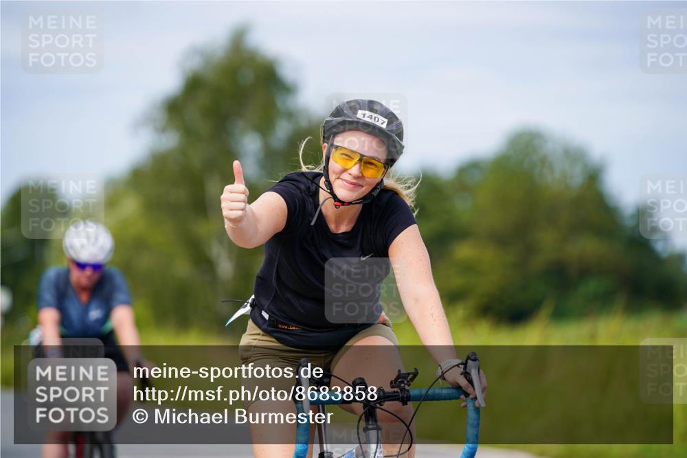 31.08.2025 - Elbe Triathlon Hamburg Michael Burmester http://msf.ph/oto/8683858 31.08.2025 11:14:50 Radfahren 1345, 1363, 1407, 1475, 1594 meine-sportfotos.de