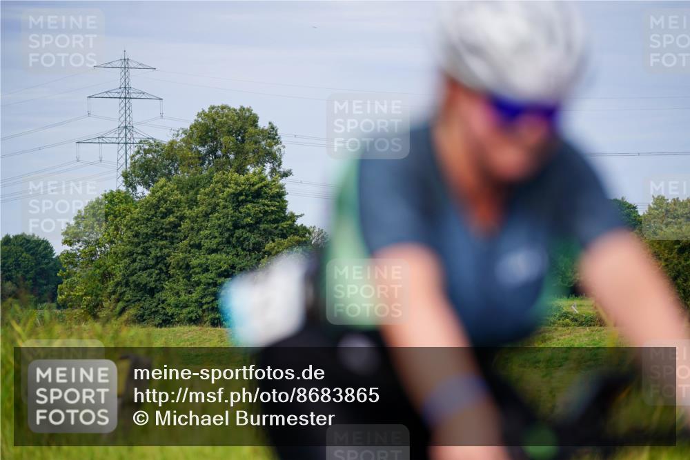 31.08.2025 - Elbe Triathlon Hamburg Michael Burmester http://msf.ph/oto/8683865 31.08.2025 11:14:52 Radfahren 1345, 1363, 1407, 1475, 1594 meine-sportfotos.de