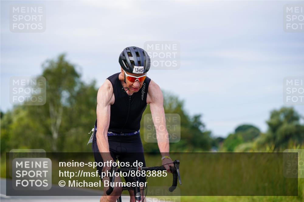 31.08.2025 - Elbe Triathlon Hamburg Michael Burmester http://msf.ph/oto/8683885 31.08.2025 11:14:57 Radfahren 1345, 1594 meine-sportfotos.de