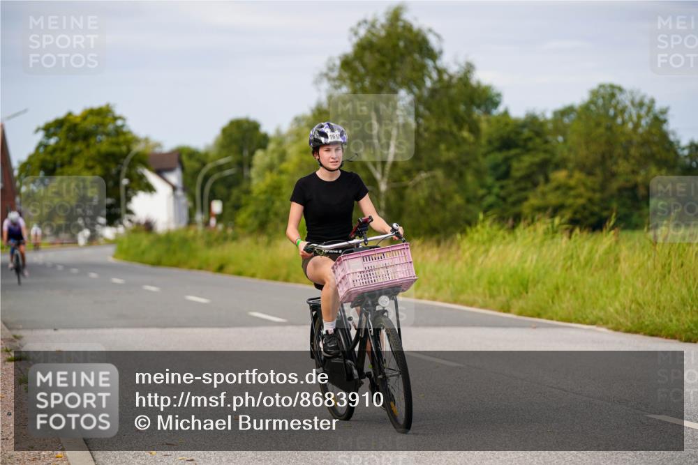 31.08.2025 - Elbe Triathlon Hamburg Michael Burmester http://msf.ph/oto/8683910 31.08.2025 11:15:06 Radfahren 1383, 1457, 1616, 1617 meine-sportfotos.de