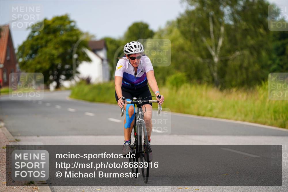 31.08.2025 - Elbe Triathlon Hamburg Michael Burmester http://msf.ph/oto/8683916 31.08.2025 11:15:11 Radfahren 1457, 1617 meine-sportfotos.de