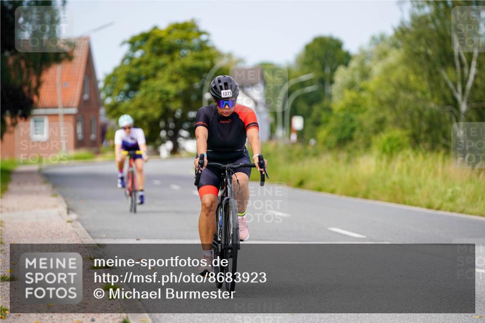 31.08.2025 - Elbe Triathlon Hamburg Michael Burmester http://msf.ph/oto/8683923 31.08.2025 11:15:21 Radfahren 1371, 1458 meine-sportfotos.de