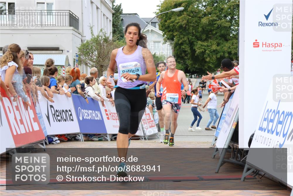 31.08.2025 - 21. Blankeneser Heldenlauf Strokosch-Dieckow http://msf.ph/oto/8683941 31.08.2025 12:03:27 Ziel 4256, 4418, 4151, 4032 meine-sportfotos.de